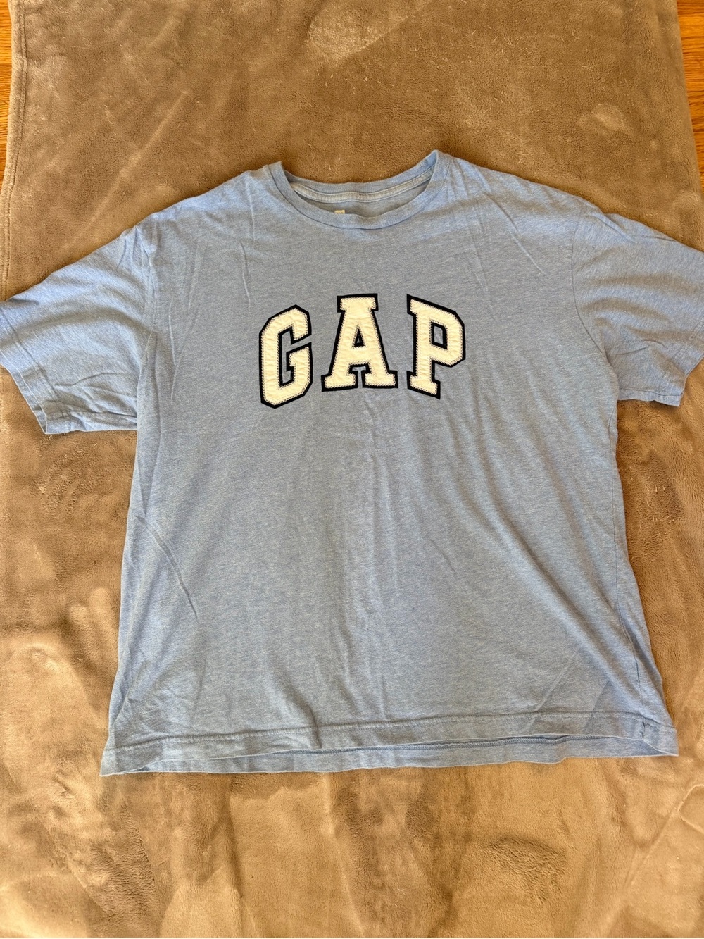 GAP Stitched Tee